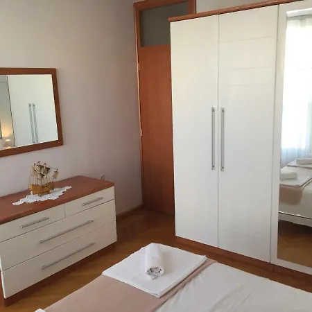 Apartment Trstenik
