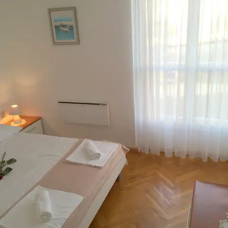 Trstenik Apartment *