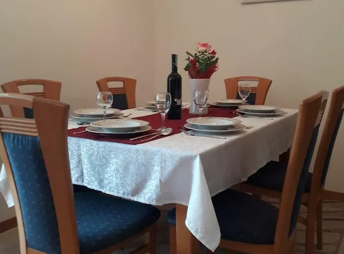 Trstenik Apartment *